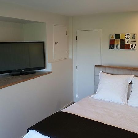 Racecourse Deluxe Apartment โอ๊คแลนด์ ภายนอก รูปภาพ